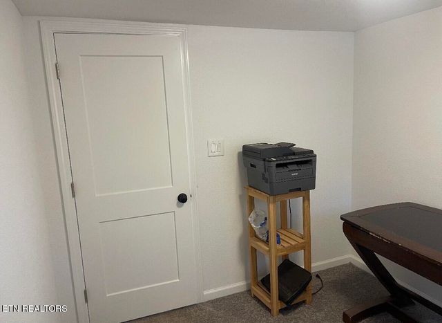 9960 Shawferry Rd, Lenoir City, TN 37772