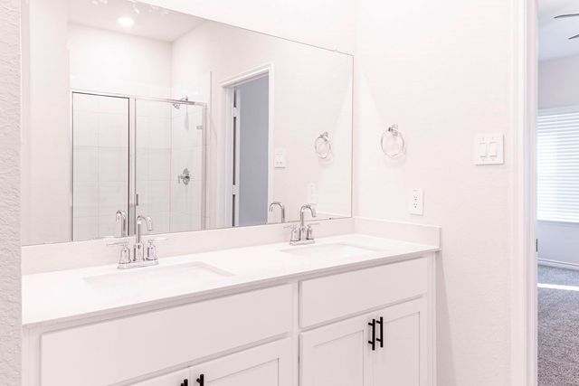 1305 Silent Peak Drive, Princeton, TX 75407