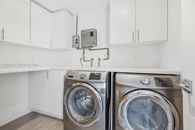 2558 NE 206th Ter, Aventura, FL 33180