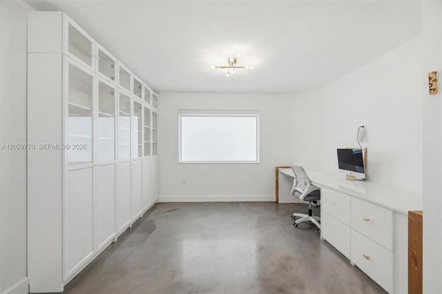 2558 NE 206th Ter, Aventura, FL 33180