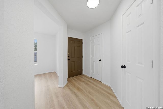 5039 Bending Trail, San Antonio, TX 78247