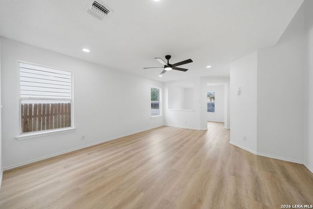 5039 Bending Trail, San Antonio, TX 78247