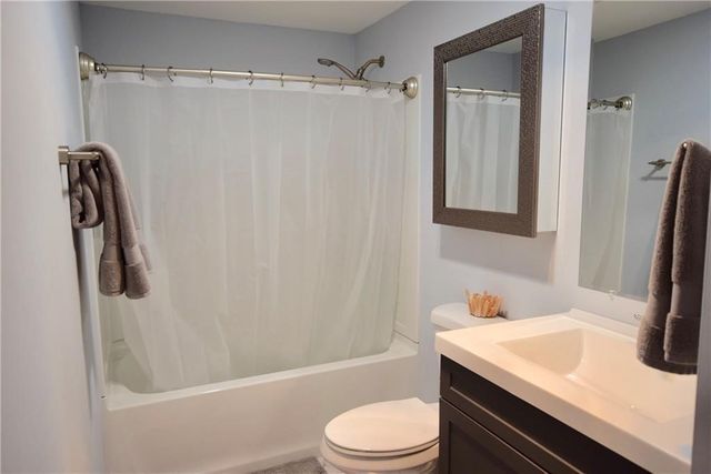 66 Girard Avenue 309, Newport, RI 02840