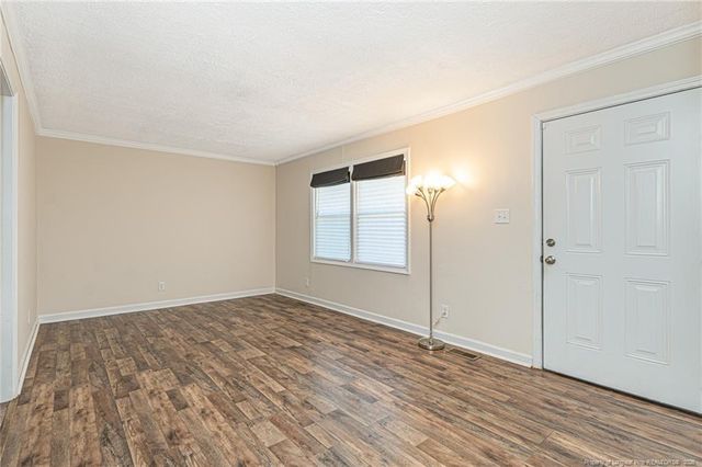 6493 Tarrytown Drive, Fayetteville, NC 28301
