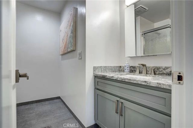 30449 Sea Horse, Canyon Lake, CA 92587