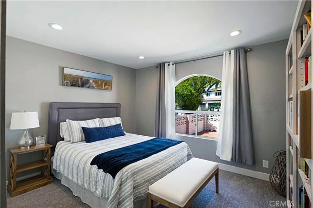 30449 Sea Horse, Canyon Lake, CA 92587