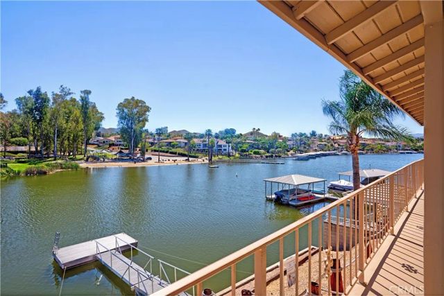 30449 Sea Horse, Canyon Lake, CA 92587