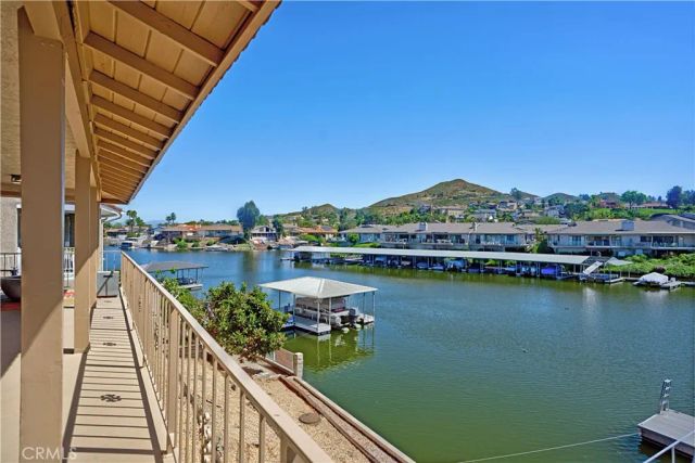 30449 Sea Horse, Canyon Lake, CA 92587