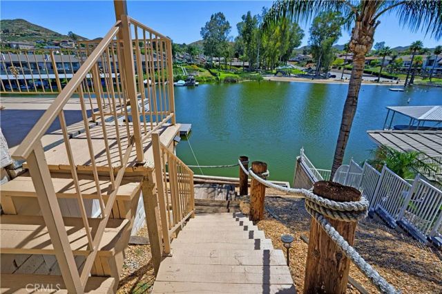 30449 Sea Horse, Canyon Lake, CA 92587