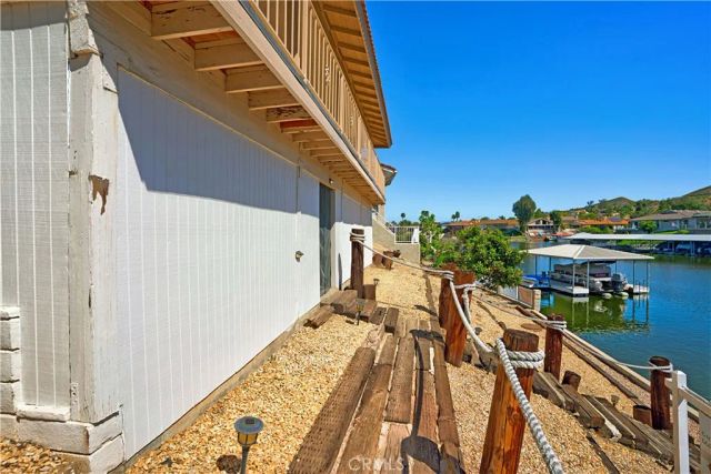 30449 Sea Horse, Canyon Lake, CA 92587