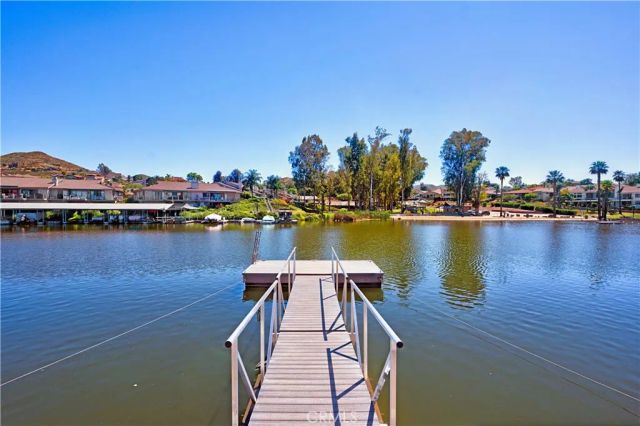 30449 Sea Horse, Canyon Lake, CA 92587