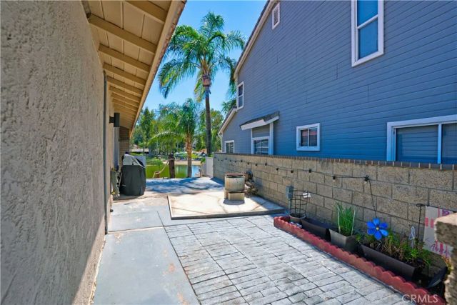 30449 Sea Horse, Canyon Lake, CA 92587