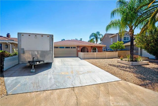 30449 Sea Horse, Canyon Lake, CA 92587