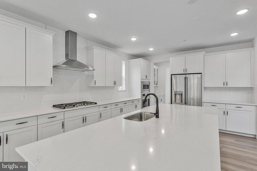 Image 10 of property listing at 2024 ST. JAMES RD, Accokeek, MD 20607