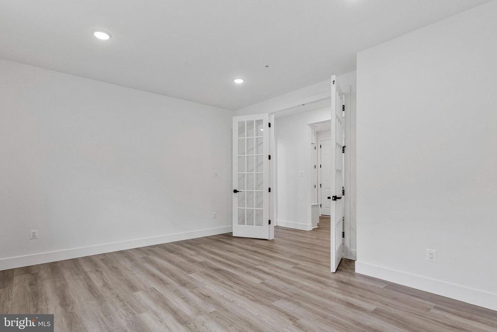 Image 19 of property listing at 2024 ST. JAMES RD, Accokeek, MD 20607