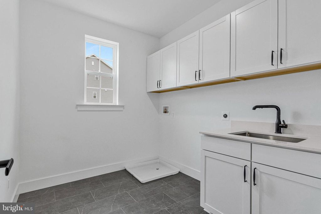 Image 24 of property listing at 2024 ST. JAMES RD, Accokeek, MD 20607