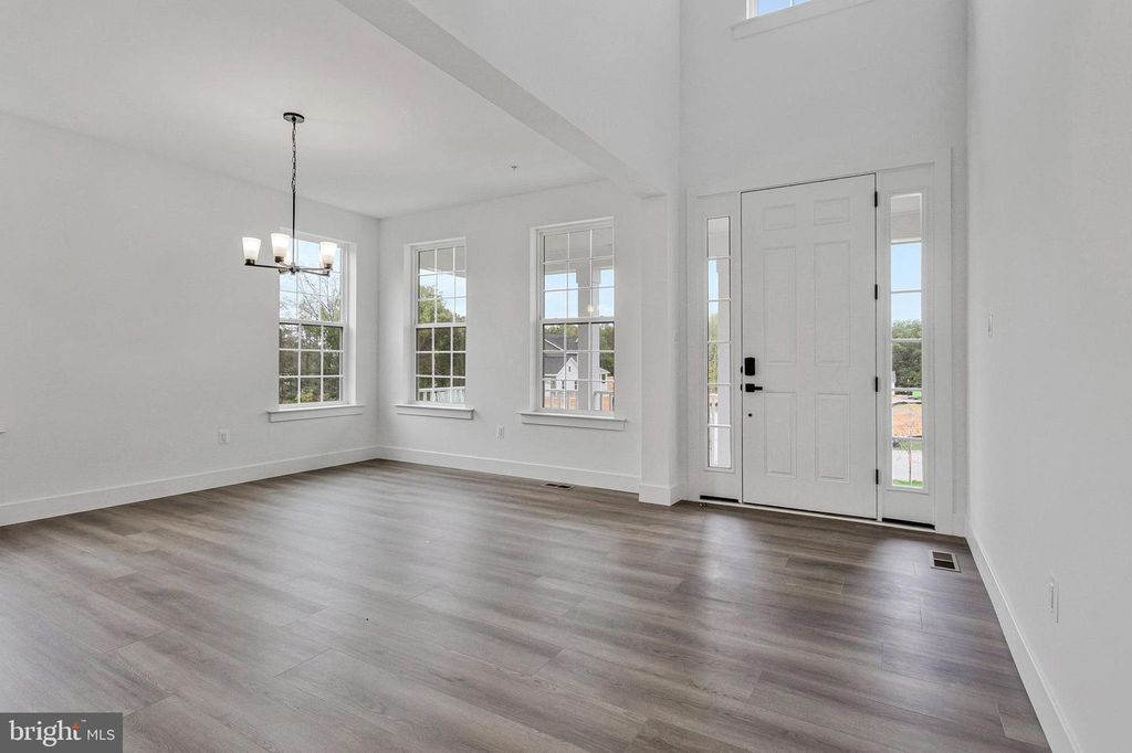 Image 3 of property listing at 2024 ST. JAMES RD, Accokeek, MD 20607