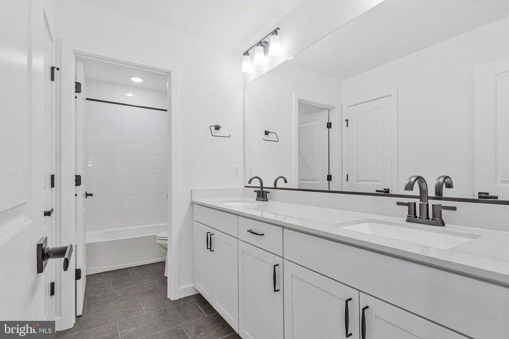 Image 30 of property listing at 2024 ST. JAMES RD, Accokeek, MD 20607