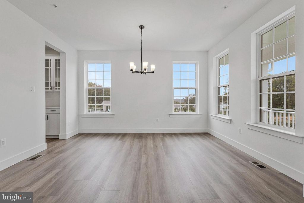 Image 4 of property listing at 2024 ST. JAMES RD, Accokeek, MD 20607