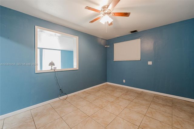 5737 Grant Street, Hollywood, FL 33021