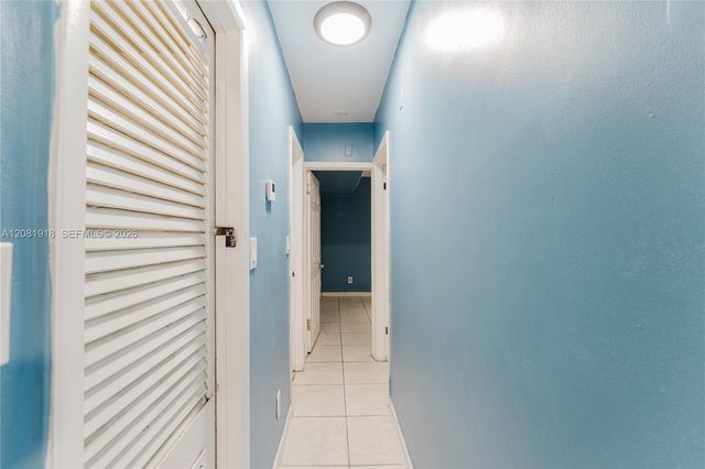5737 Grant Street, Hollywood, FL 33021