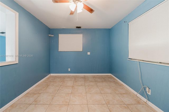 5737 Grant Street, Hollywood, FL 33021