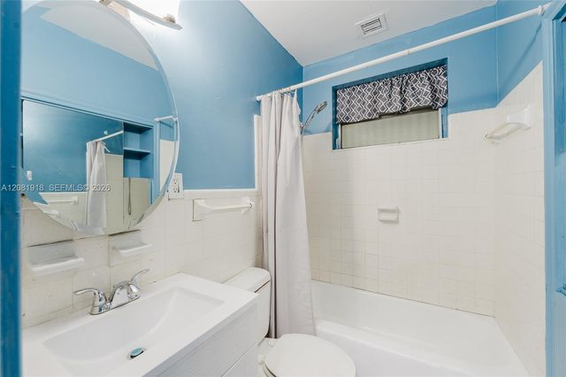 5737 Grant Street, Hollywood, FL 33021