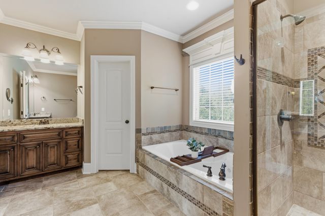 107 Avalon Bay Dr, Old Hickory, TN 37138