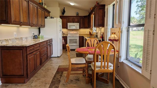 6215 W LEXINGTON DRIVE, Crystal River, FL 34429