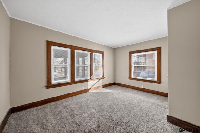 344 N 35Th Avenue, Omaha, NE 68131