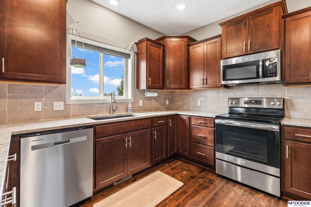 12304 Quail Drive, Bellevue, NE 68123
