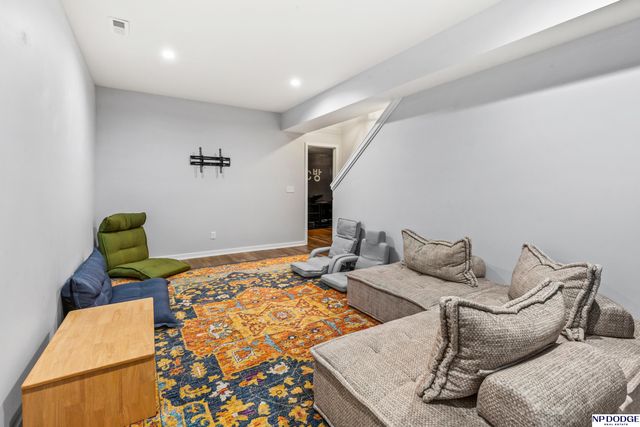 12304 Quail Drive, Bellevue, NE 68123