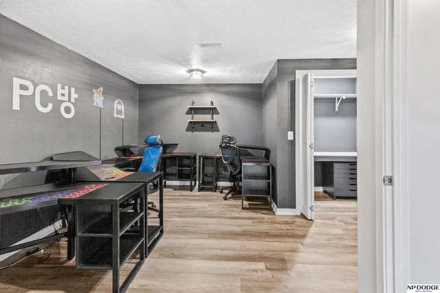 12304 Quail Drive, Bellevue, NE 68123