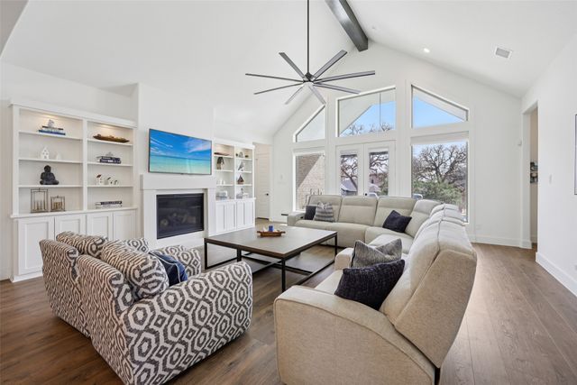 7224 Smith Farm Drive, North Richland Hills, TX 76182