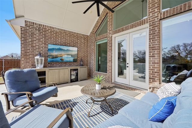 7224 Smith Farm Drive, North Richland Hills, TX 76182