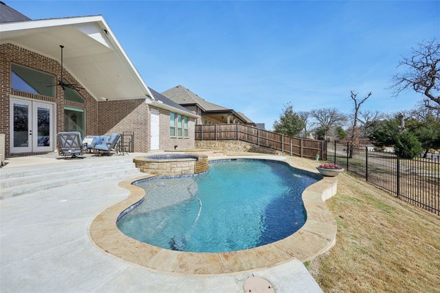7224 Smith Farm Drive, North Richland Hills, TX 76182