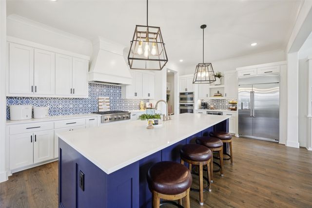 7224 Smith Farm Drive, North Richland Hills, TX 76182