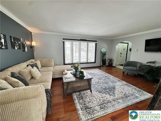 2610 Southwest 26th, Allentown City, PA 18103