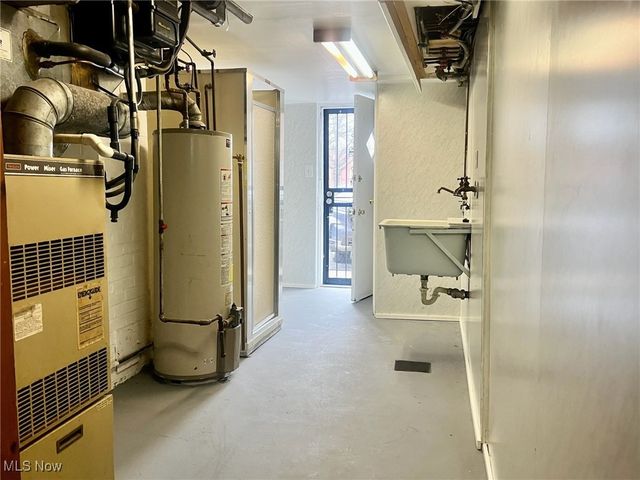 20608 Harvard Avenue, Highland Hills, OH 44122