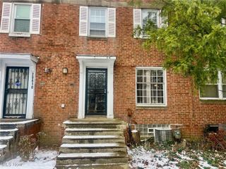 20608 Harvard Avenue, Highland Hills, OH 44122