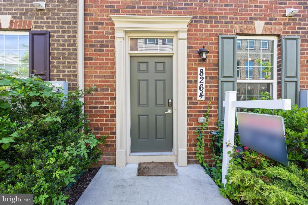 Image 3 of property listing at 8264 MINER ST, Greenbelt, MD 20770