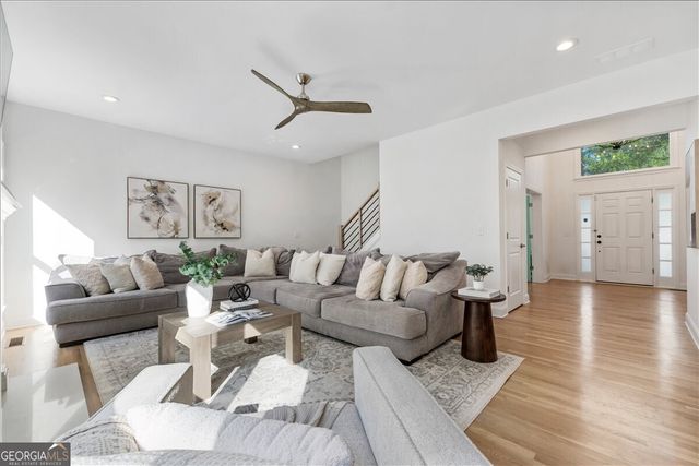3020 Compass Pointe Walk, Alpharetta, GA 30005