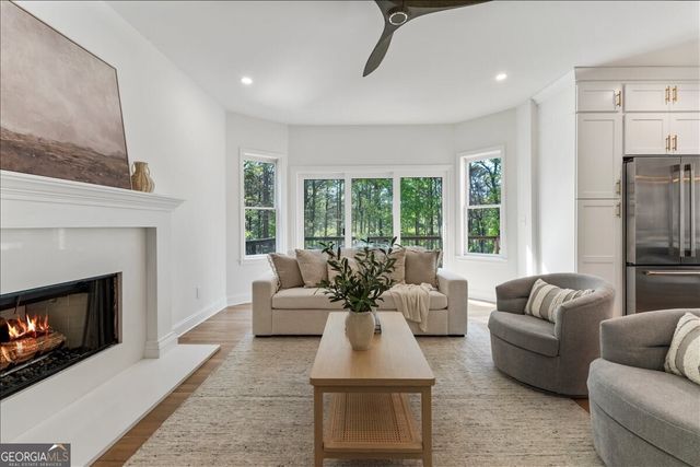 3020 Compass Pointe Walk, Alpharetta, GA 30005