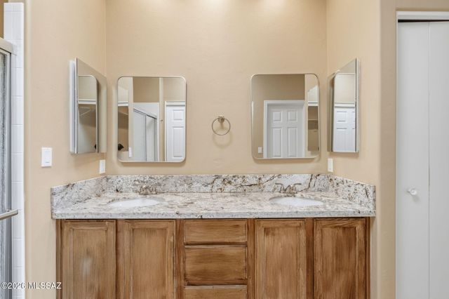 2521 S Pecan Valley Place, Green Valley, AZ 85614