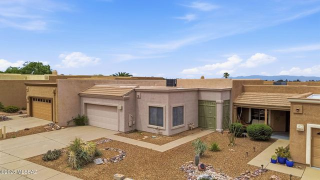 2521 S Pecan Valley Place, Green Valley, AZ 85614