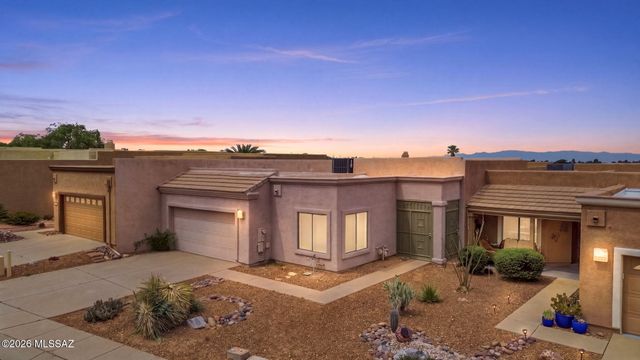 2521 S Pecan Valley Place, Green Valley, AZ 85614