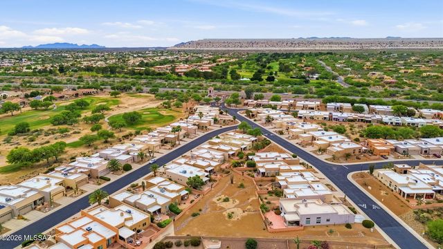 2521 S Pecan Valley Place, Green Valley, AZ 85614