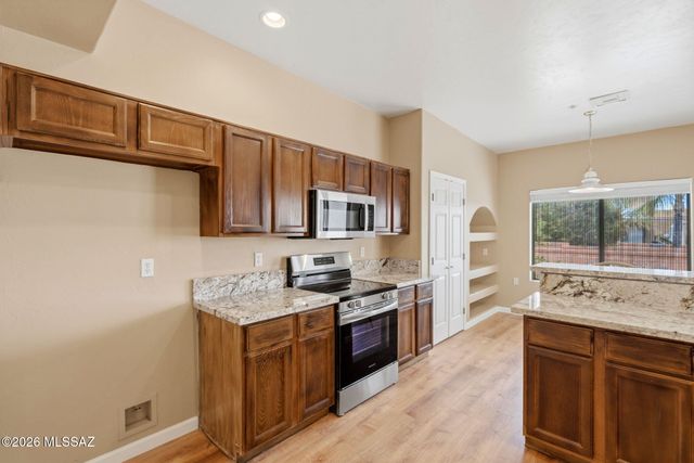 2521 S Pecan Valley Place, Green Valley, AZ 85614