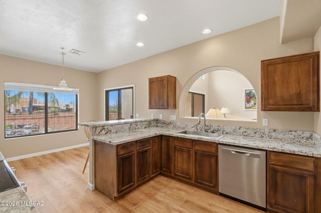 2521 S Pecan Valley Place, Green Valley, AZ 85614