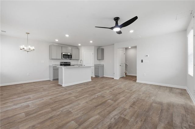 220 Norchester Avenue, Hogansville, GA 30230